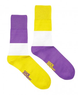 Chaussettes mixtes dépareillées jaune et violettes